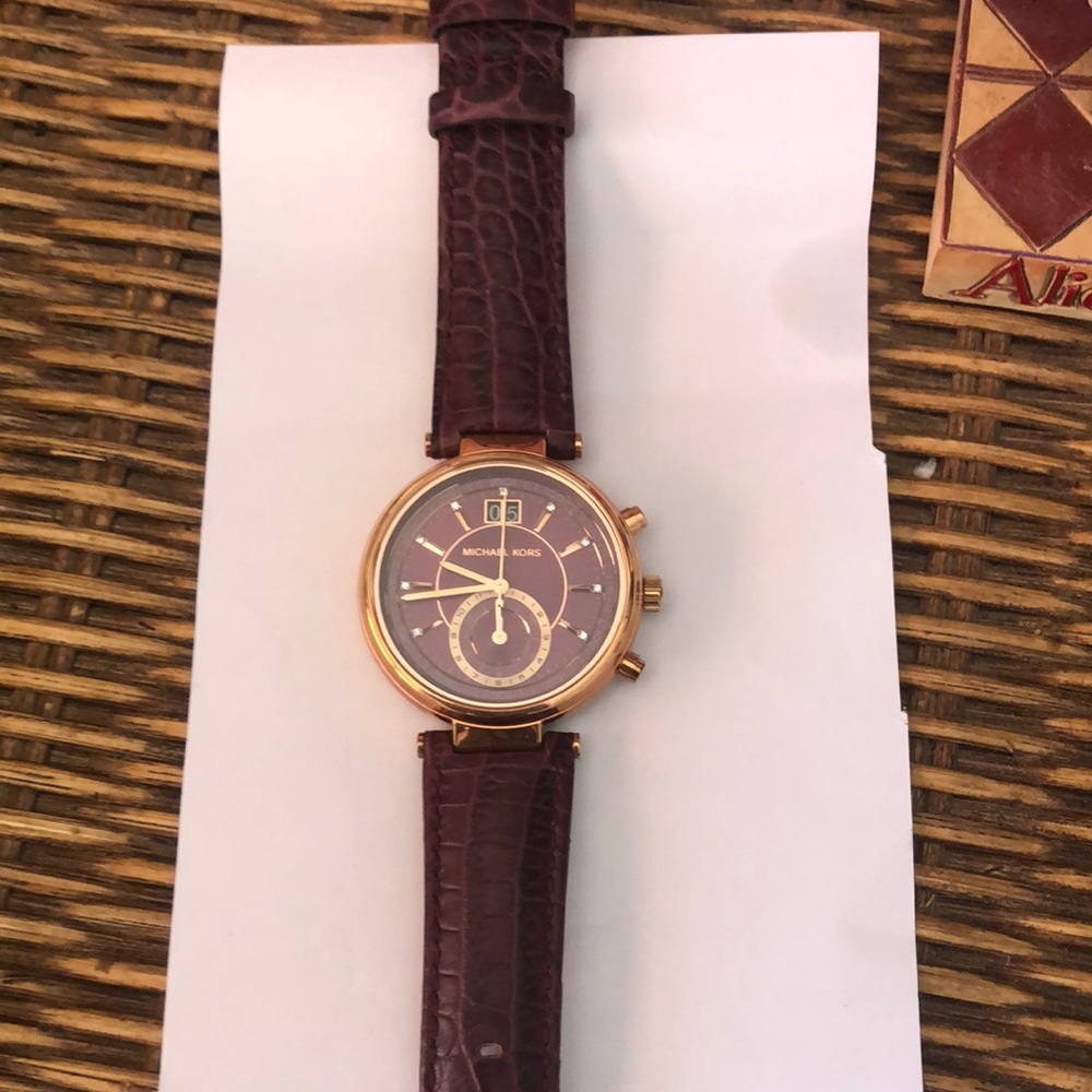 Michael kors crocodile leather watch